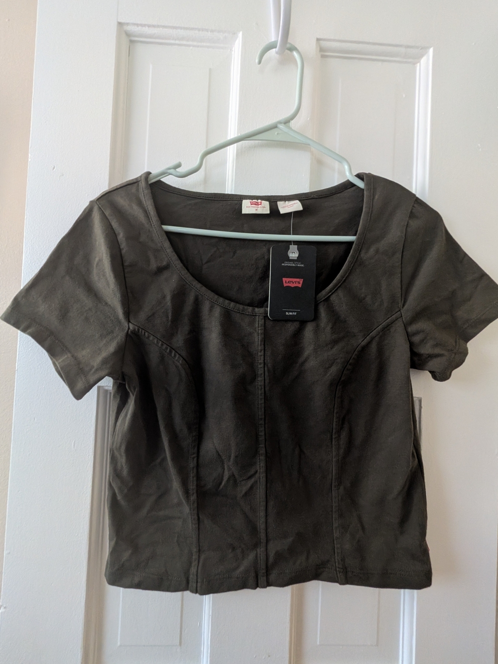 Levi's Women's Olive Scoop Neck Short Sleeve Top